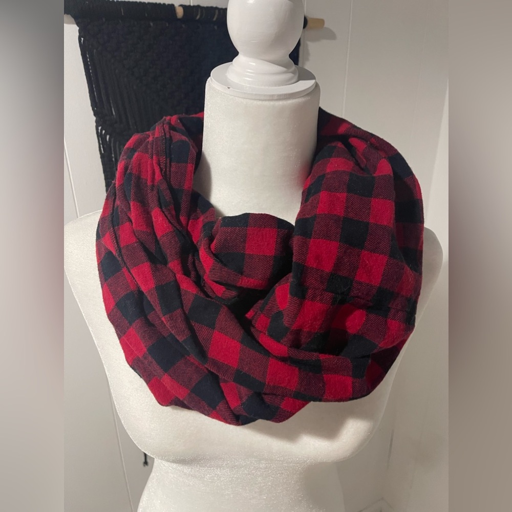 Set of Infinity Scarves